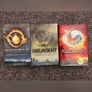 Divergent series hardcovers